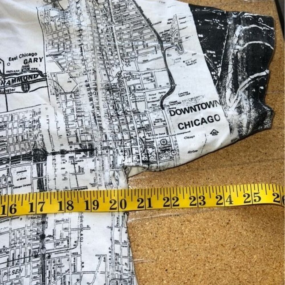Mens Graphic T-Shirt Map Print Chicago White/Black 100% Cotton Size L - Picture 6 of 13